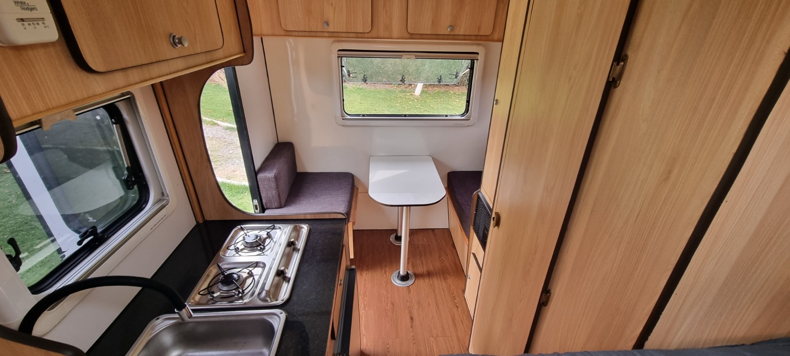Patagonia Camper double cabin 4x4 interior (4)